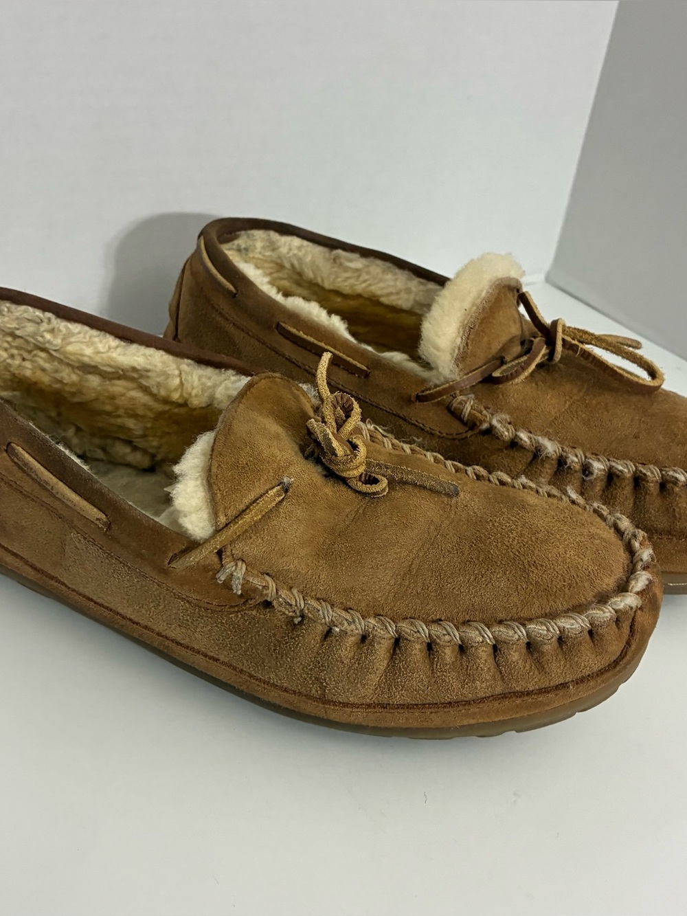 L.L.Bean Wicked Good Moccasin Slippers Brown Shearling Men’s Size 9 M